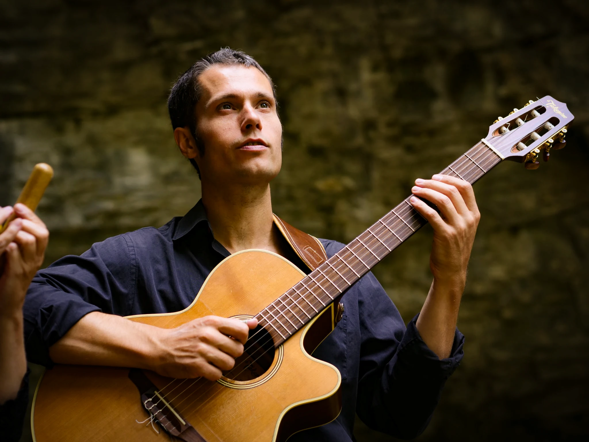 Antonin Jouan, guitariste du collectif Bulles de Swing